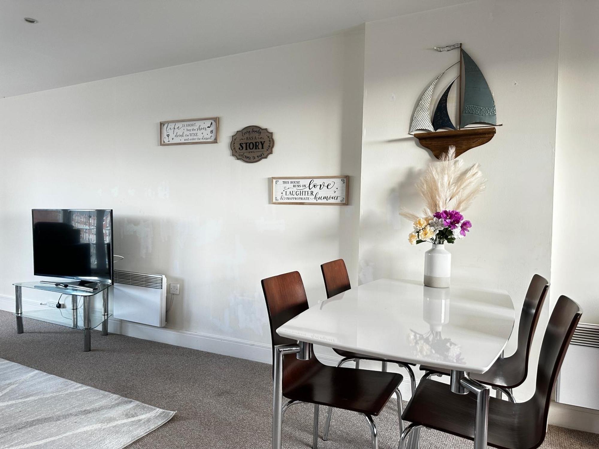 Coastline Apt Nearby The Beach Swansea Buitenkant foto